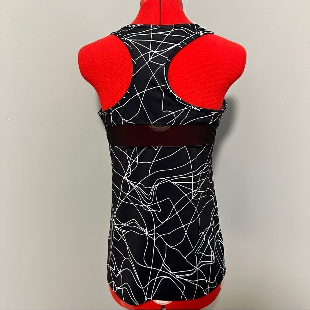 Two Fabletics workout tops. Size small. - Picture 2 of 8